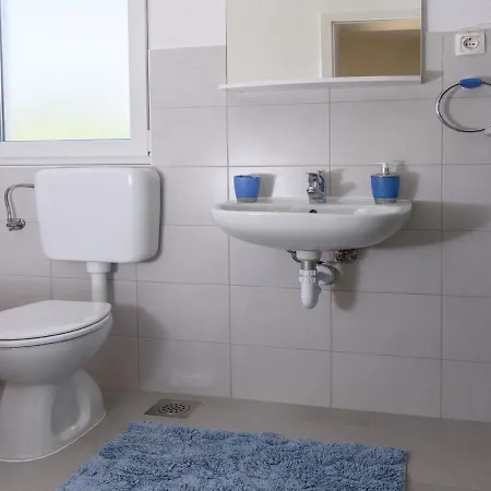 Beba - Peaceful Location Pensión