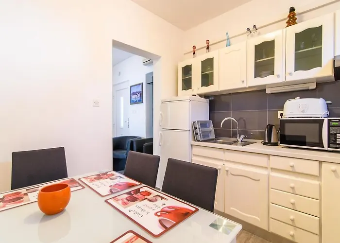 Pensionat Beba - Peaceful Location