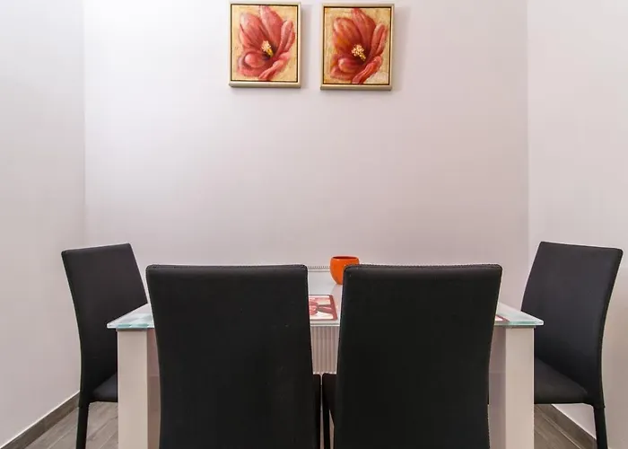 Beba - Peaceful Location Pensionat Trogir