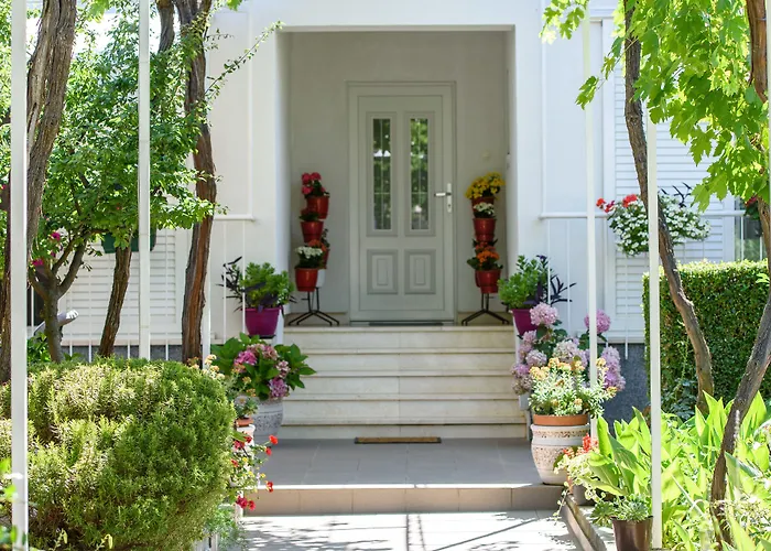 Pensionat Beba - Peaceful Location Trogir