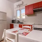 Гостьовий будинок Beba - Peaceful Location 3*