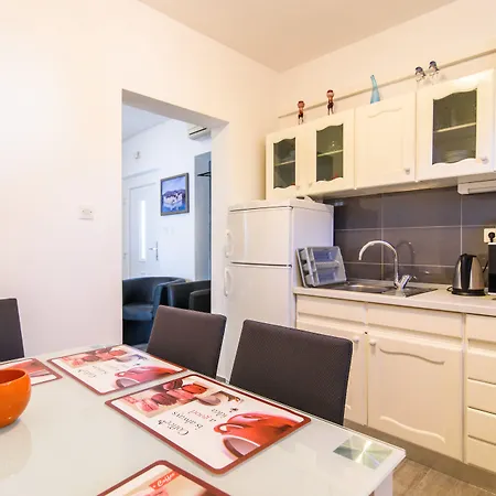 Beba - Peaceful Location 3* Trogir