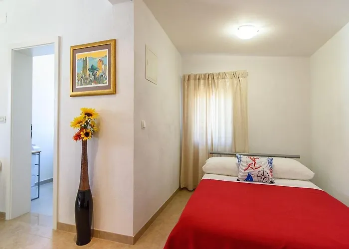 Beba - Peaceful Location 招待所 3*