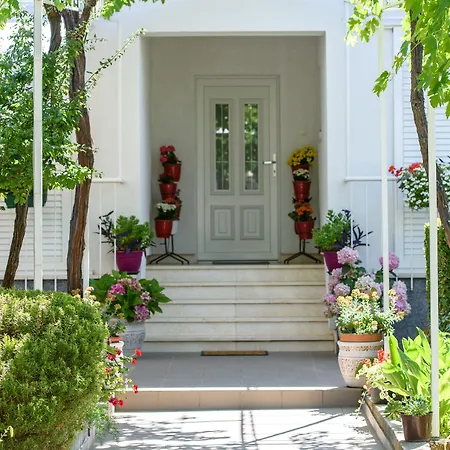 Casa de hóspedes Beba - Peaceful Location Trogir